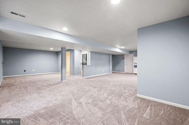 102 HAVEN CIR, Coatesville, PA 19320