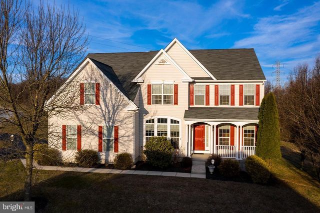 102 HAVEN CIR, Coatesville, PA 19320