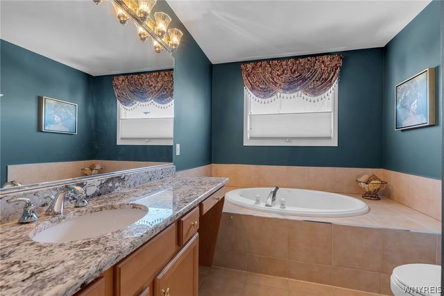 30 Ferndale Drive, Orchard Park, NY 14127