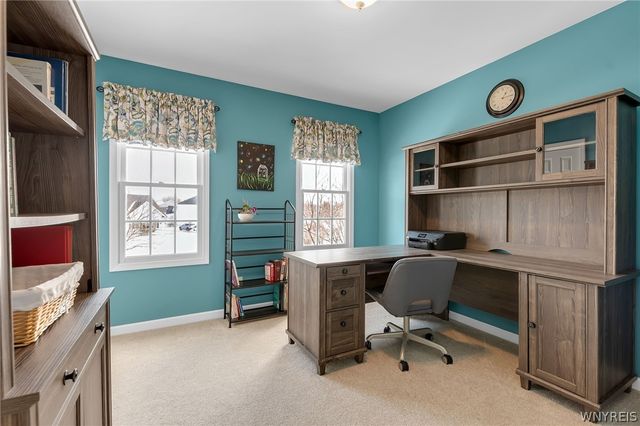 30 Ferndale Drive, Orchard Park, NY 14127