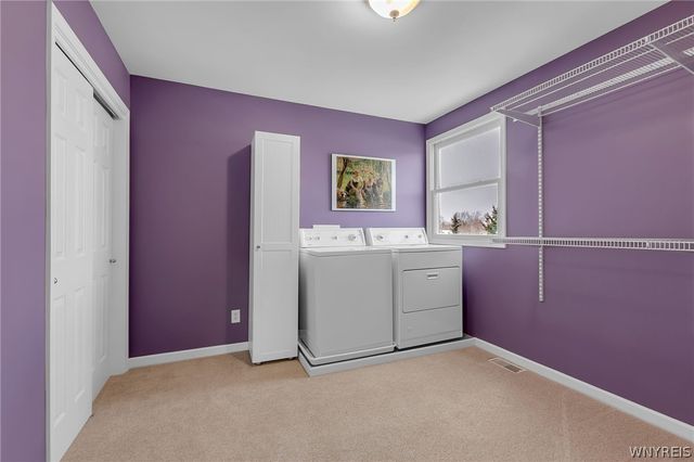 30 Ferndale Drive, Orchard Park, NY 14127