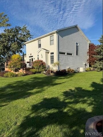 30 Ferndale Drive, Orchard Park, NY 14127