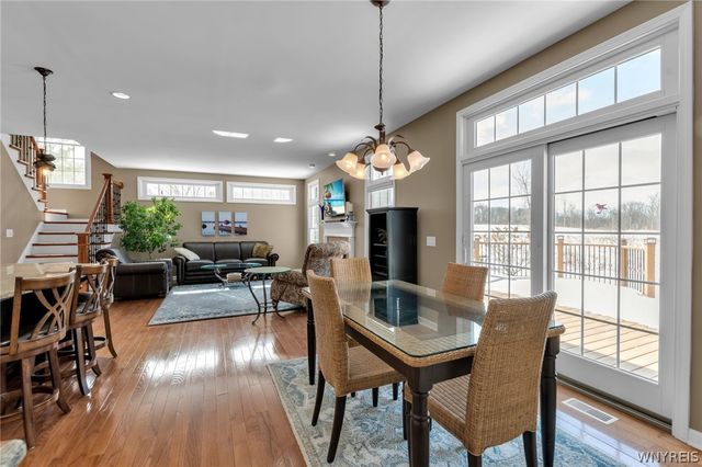 30 Ferndale Drive, Orchard Park, NY 14127