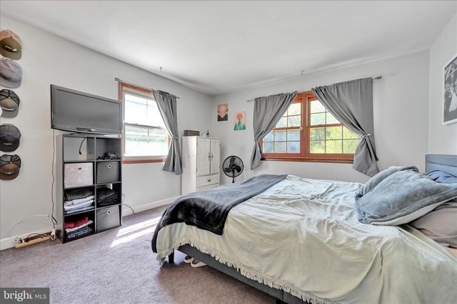 85 GERNANTS CHURCH RD, Leesport, PA 19533