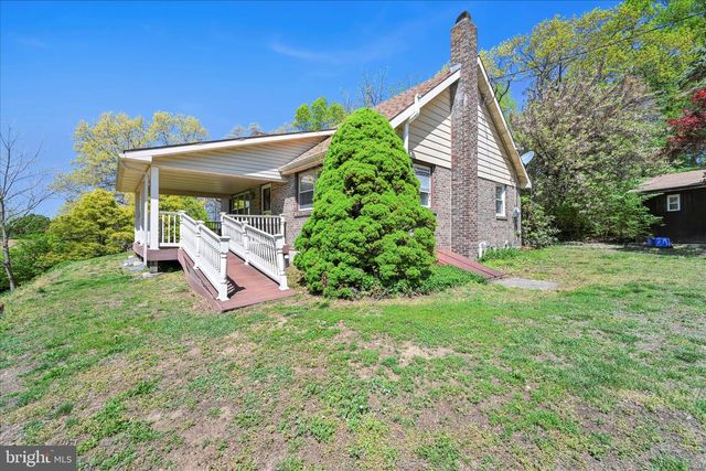 85 GERNANTS CHURCH RD, Leesport, PA 19533