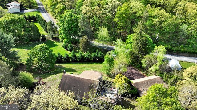 85 GERNANTS CHURCH RD, Leesport, PA 19533