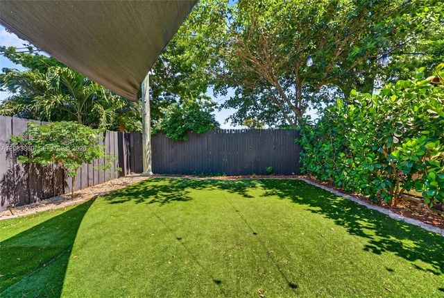 1464 NE 28th Street, Pompano Beach, FL 33064