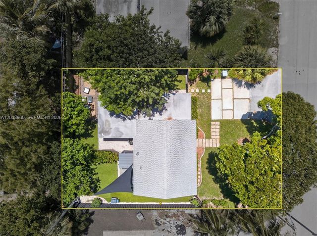 1464 NE 28th Street, Pompano Beach, FL 33064
