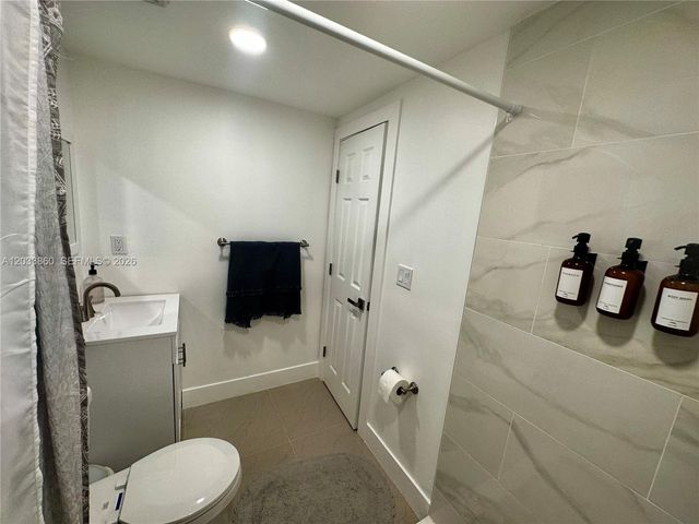1464 NE 28th Street, Pompano Beach, FL 33064