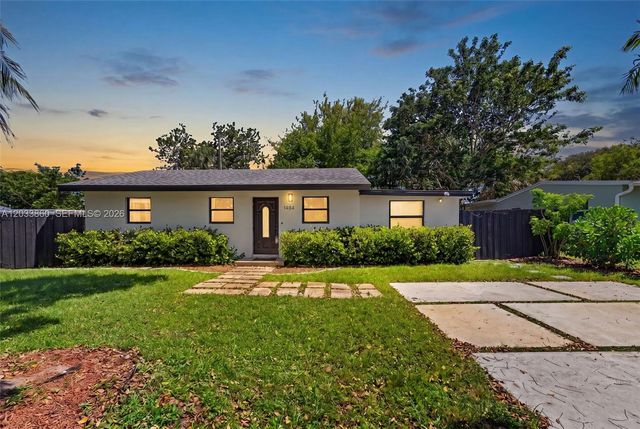 1464 NE 28th Street, Pompano Beach, FL 33064