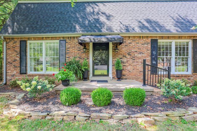 3847 Phillips Avenue, Paducah, KY 42001