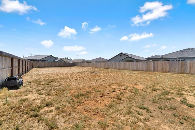 1148 Summit Court, Madera, CA 93638