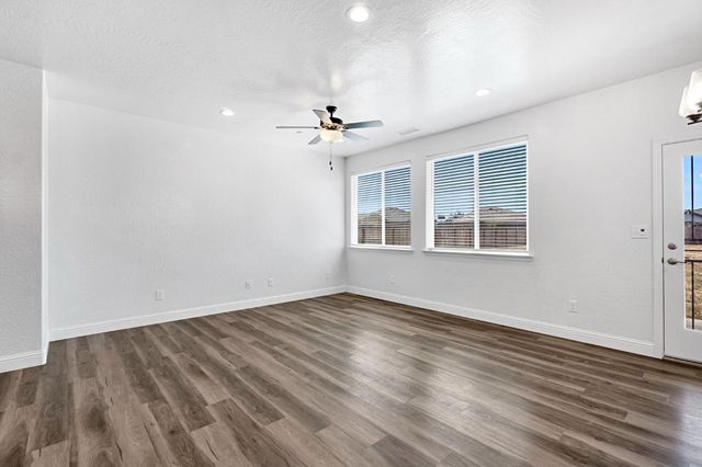 1148 Summit Court, Madera, CA 93638