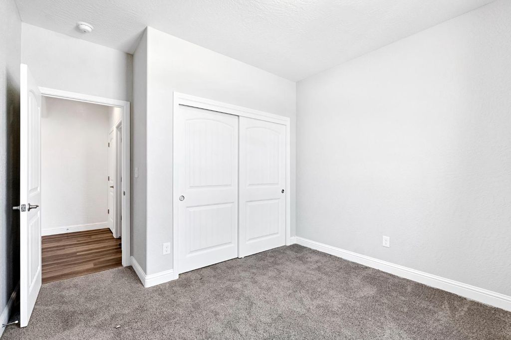 Image 20 of property listing at 1148 Summit Court, Madera, CA 93638