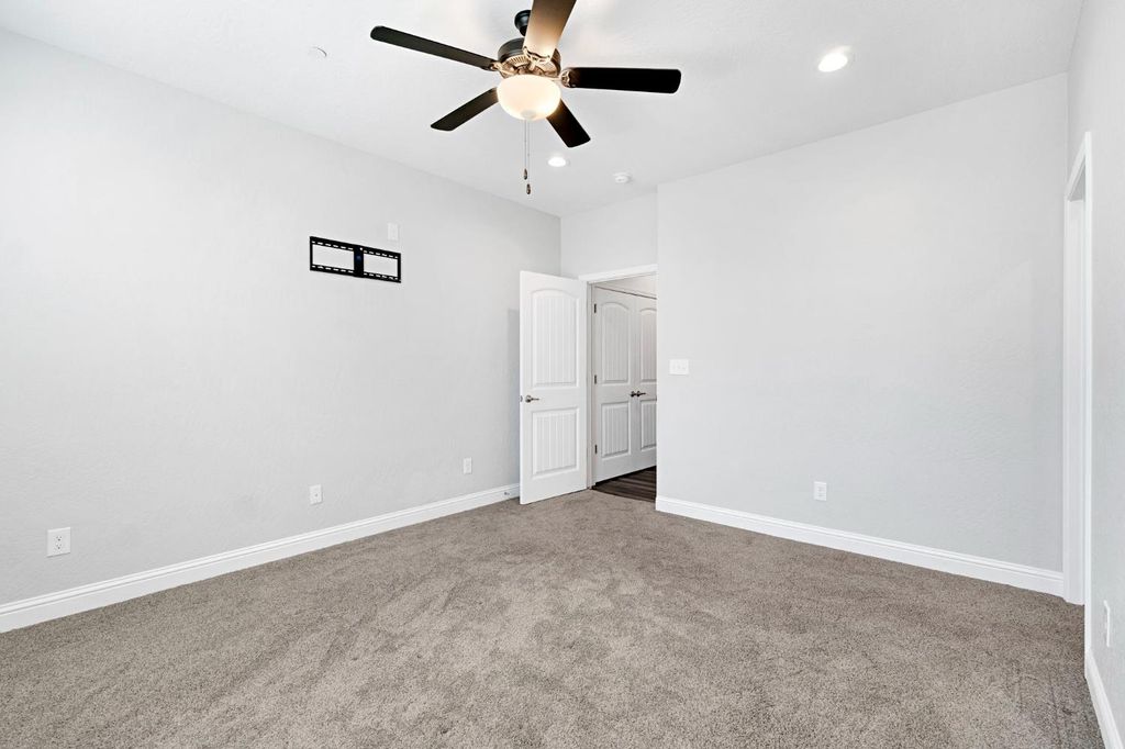 Image 25 of property listing at 1148 Summit Court, Madera, CA 93638