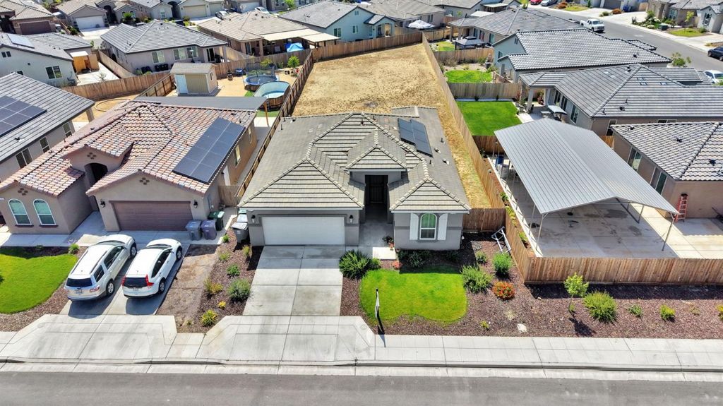 Image 34 of property listing at 1148 Summit Court, Madera, CA 93638