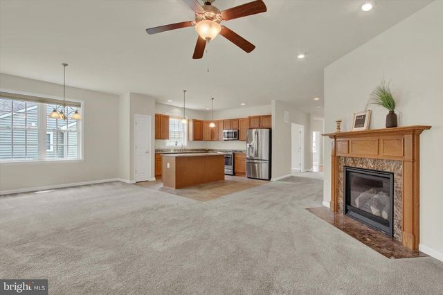 120 WOODHAVEN DR, Gettysburg, PA 17325