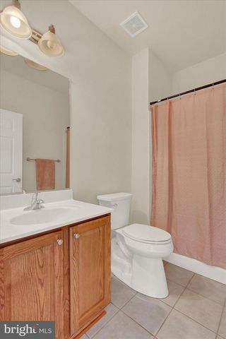 120 WOODHAVEN DR, Gettysburg, PA 17325
