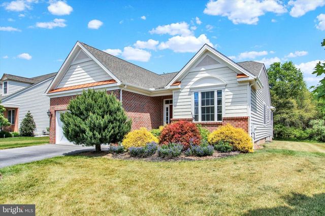 120 WOODHAVEN DR, Gettysburg, PA 17325