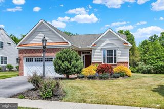 120 WOODHAVEN DR, Gettysburg, PA 17325
