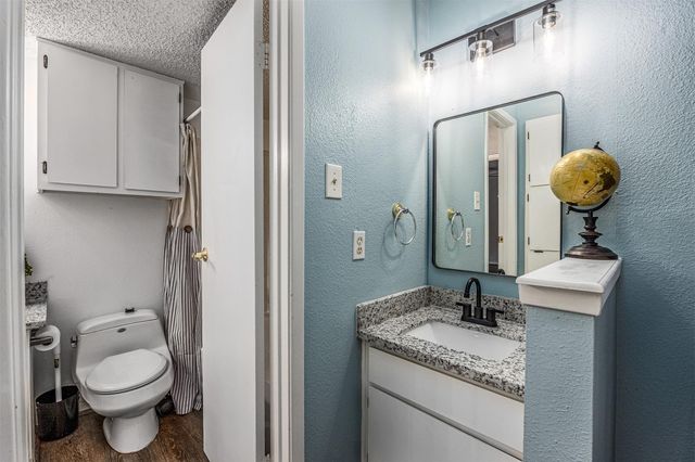 1900 Bay Area Boulevard 136, Houston, TX 77058