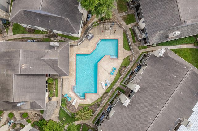 1900 Bay Area Boulevard 136, Houston, TX 77058