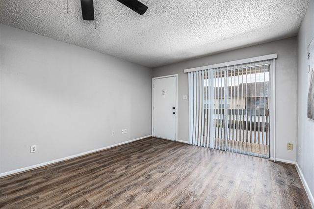 1900 Bay Area Boulevard 136, Houston, TX 77058