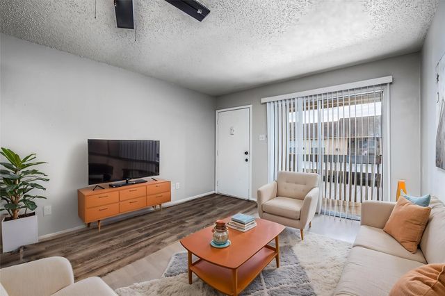 1900 Bay Area Boulevard 136, Houston, TX 77058