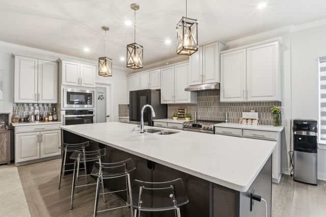 1434 Kennebec Dr, Smyrna, TN 37167