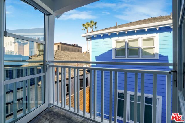 24 Dudley Avenue, Venice (los Angeles), CA 90291