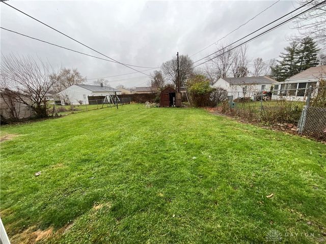 607 Kirkwood Drive, Fairborn, OH 45324