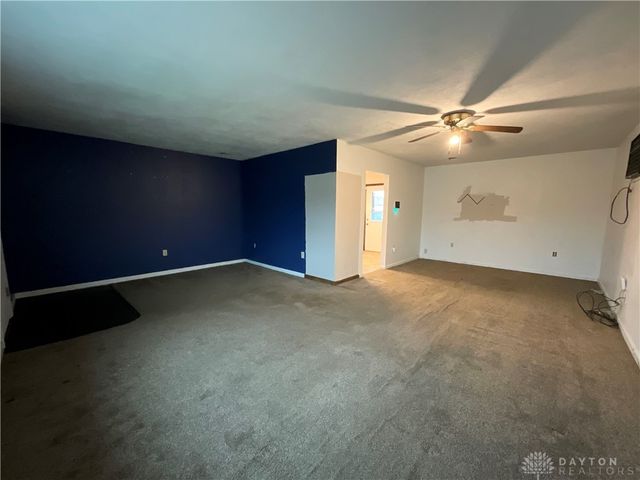 607 Kirkwood Drive, Fairborn, OH 45324