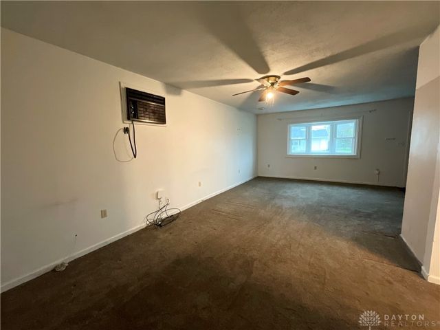 607 Kirkwood Drive, Fairborn, OH 45324