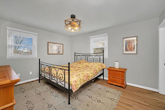 24333 S Valley Drive, Channahon, IL 60410