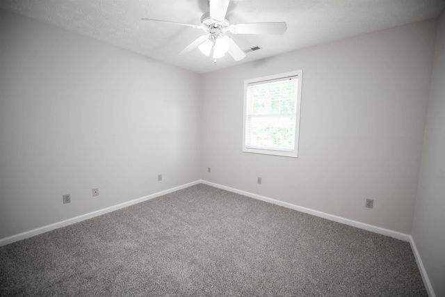 6322 Aracoma Rd, Huntington, WV 25705