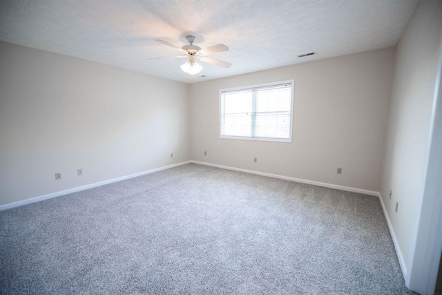 6322 Aracoma Rd, Huntington, WV 25705