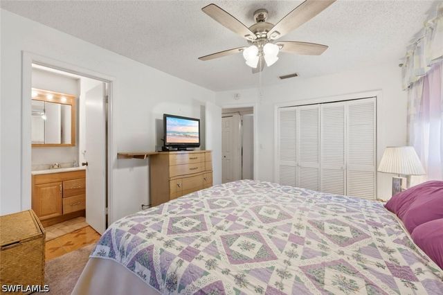 819 98th AVE N, Naples, FL 34108