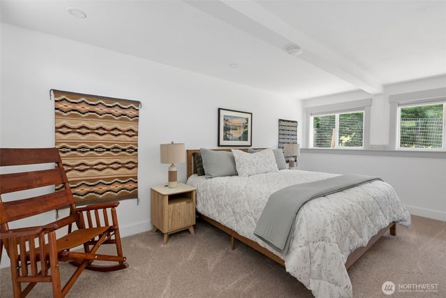 213 Cornet Bay Road, Oak Harbor, WA 98277