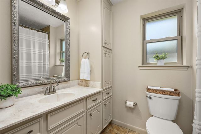 3002 Village Lane, Deer Park, TX 77536