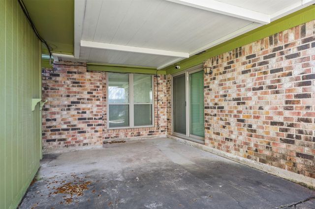 3002 Village Lane, Deer Park, TX 77536