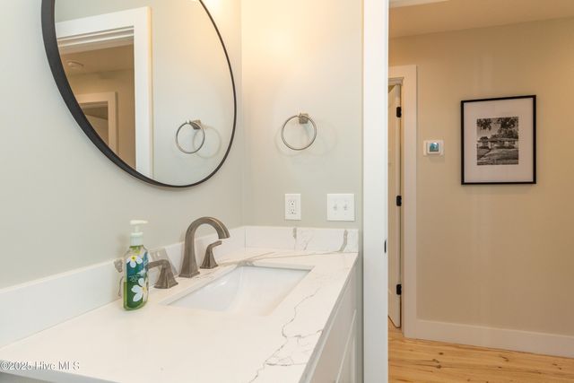 104 W Carteret Street, Edenton, NC 27932