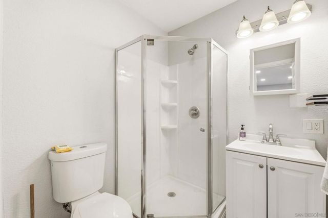 2110 Campo Place, Escondido, CA 92027