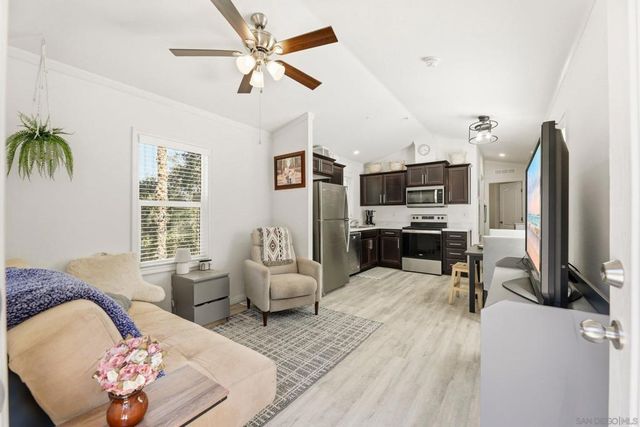 2110 Campo Place, Escondido, CA 92027