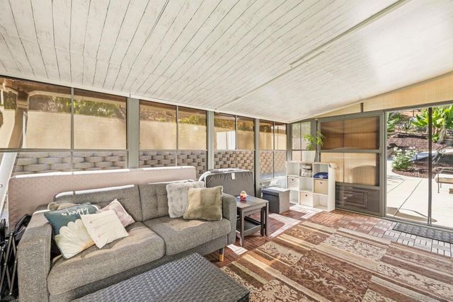 2110 Campo Place, Escondido, CA 92027