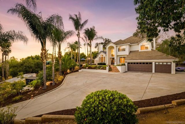 2110 Campo Place, Escondido, CA 92027