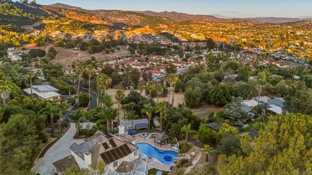 2110 Campo Place, Escondido, CA 92027
