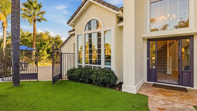 2110 Campo Place, Escondido, CA 92027