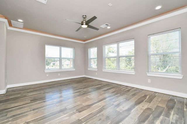 3538 Noah Street, Houston, TX 77021