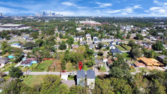3538 Noah Street, Houston, TX 77021