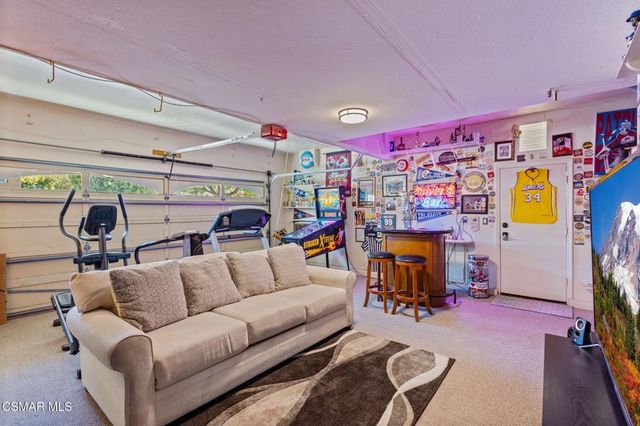 4317 Timberdale Road, Moorpark, CA 93021